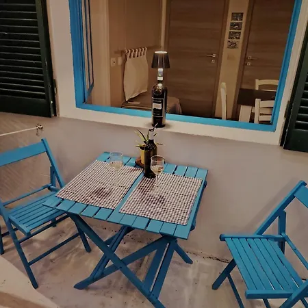 6 بيت للعطل
